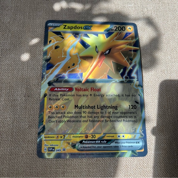 Pokémon SV 151 large promo Zapdos foil card oversized display art - Picture 2 of 3